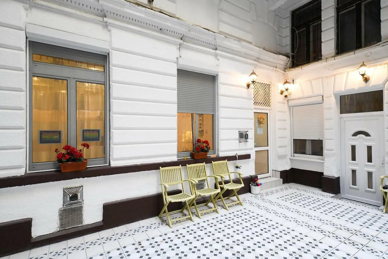 Fireworks Rakoczi - Free Parking - 3 Bedrooms - 2 Bathrooms Budapest